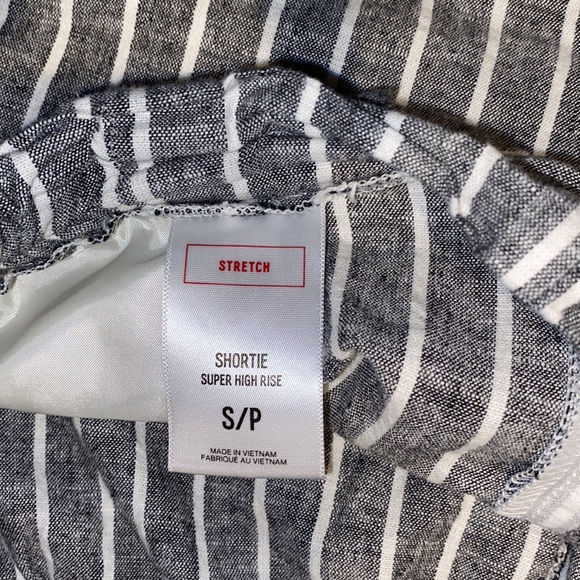 grey and white pinstriped shorts - Picture 2 of 4